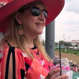 Meet your Posher, Julia